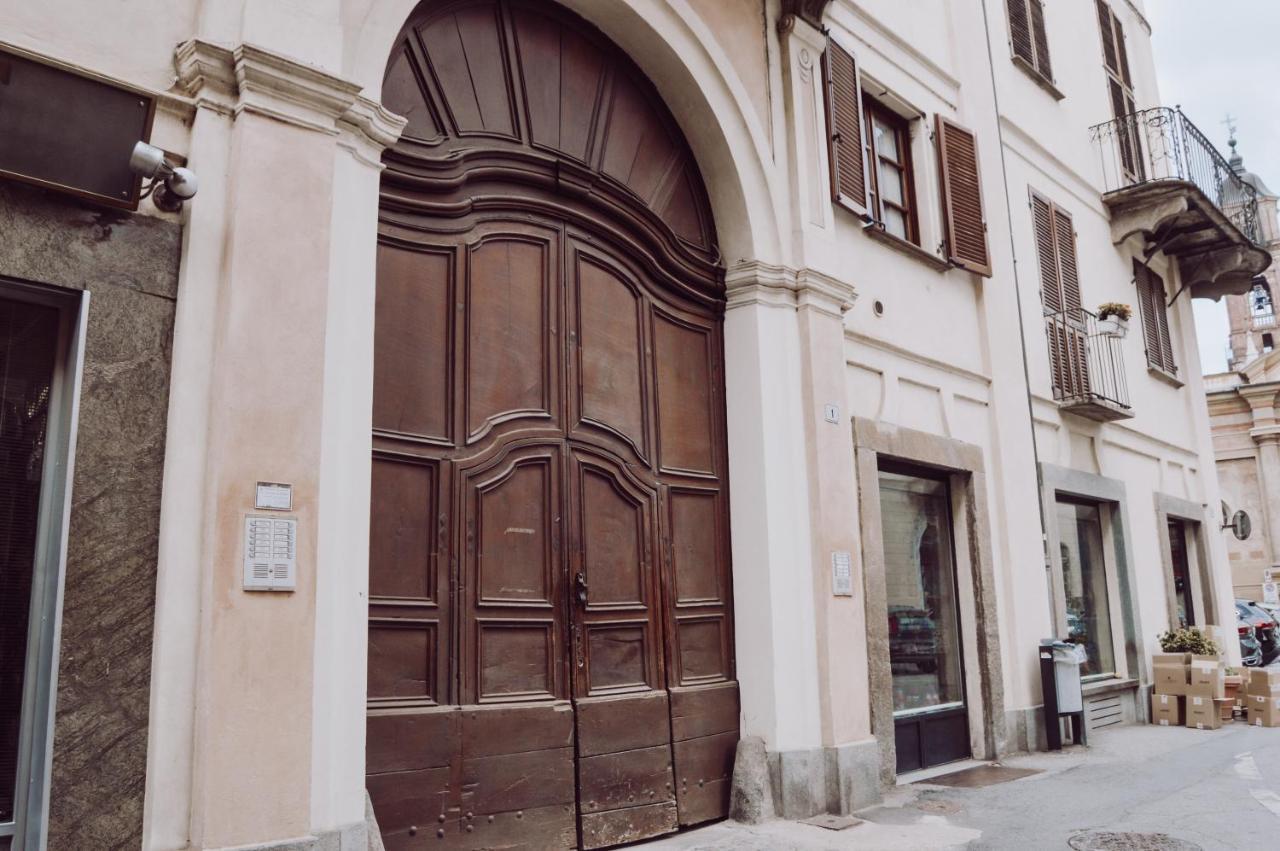 Historic Center Charming Apartment Free Wi-Fi Savigliano Exterior photo